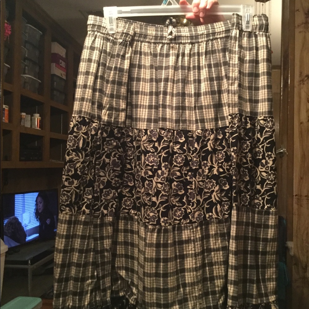 Maxi skirt.